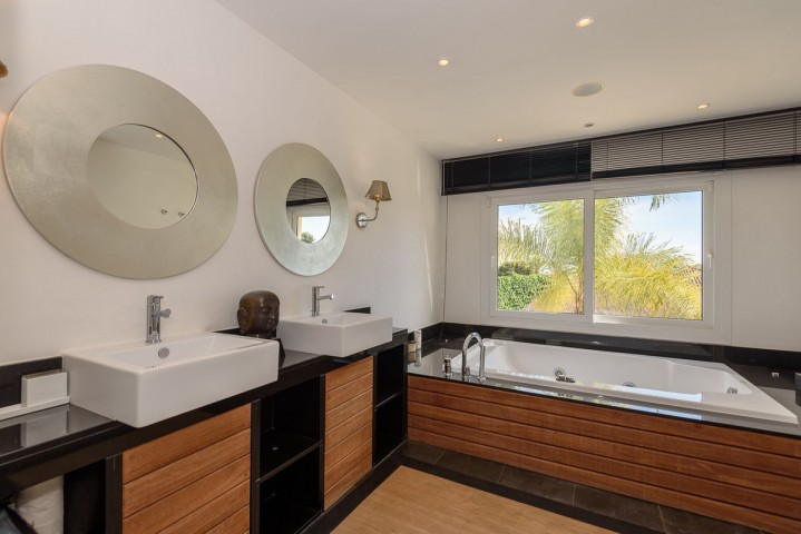 4 Soveroms Villa i Los Monteros
