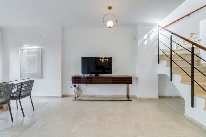 3 Soveroms Villa i Nueva Andalucía