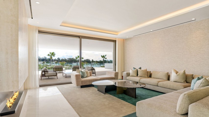 4 Bedroom Apartment in The Golden Mile