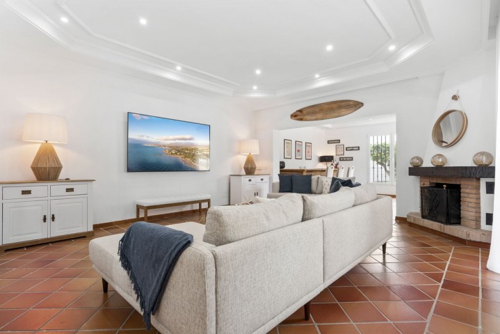 5 Slaapkamer Villa in Las Chapas