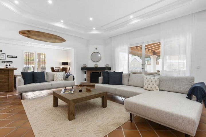 5 Slaapkamer Villa in Las Chapas