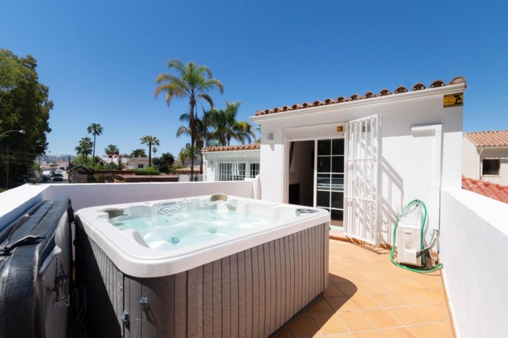 4 Bedroom Villa in San Pedro de Alcántara