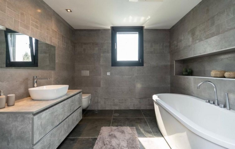 6 Bedroom Villa in Nueva Andalucía