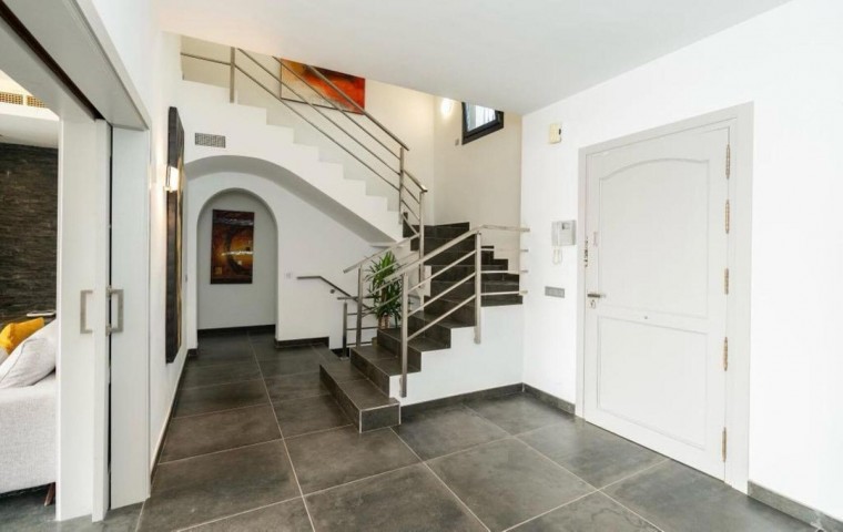 6 Bedroom Villa in Nueva Andalucía