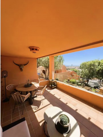 2 Bedroom Apartment in Elviria