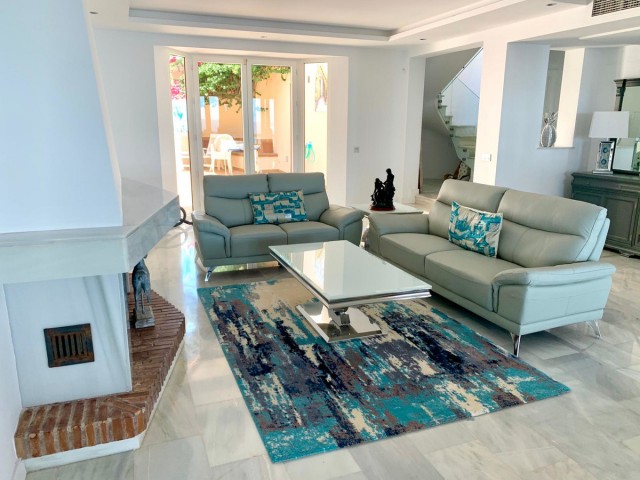 5 Bedroom Villa in Calahonda