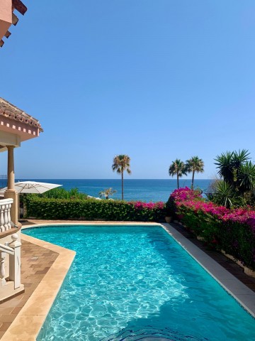 5 Bedroom Villa in Calahonda