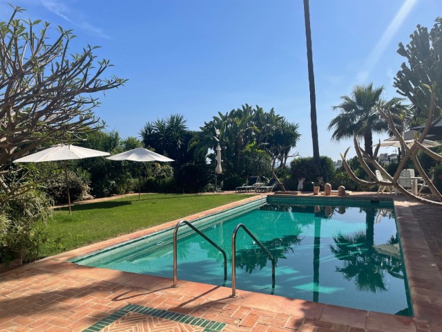 4 Bedroom Villa in Elviria