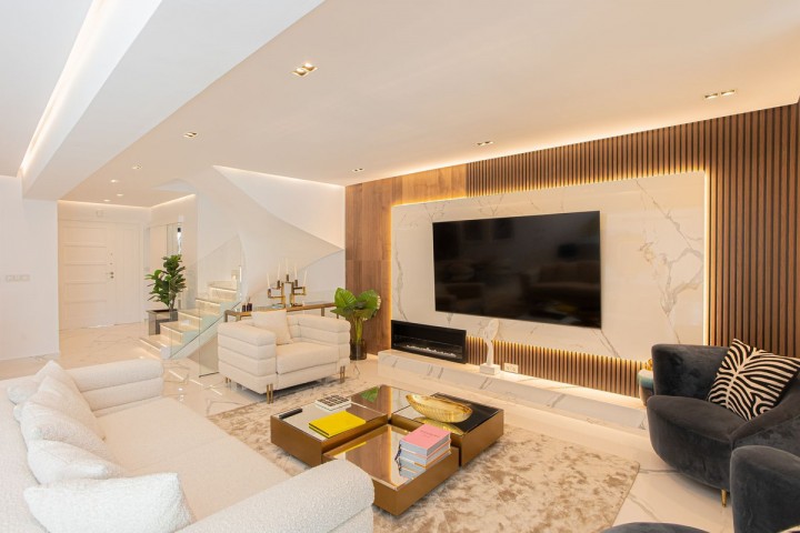 4 Bedroom Townhouse in The Golden Mile