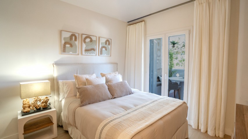 Apartamento con 3 Dormitorios  en Puerto Banús