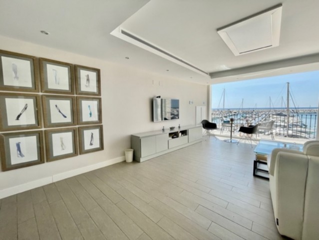 2 Bedroom Apartment in Puerto Banús