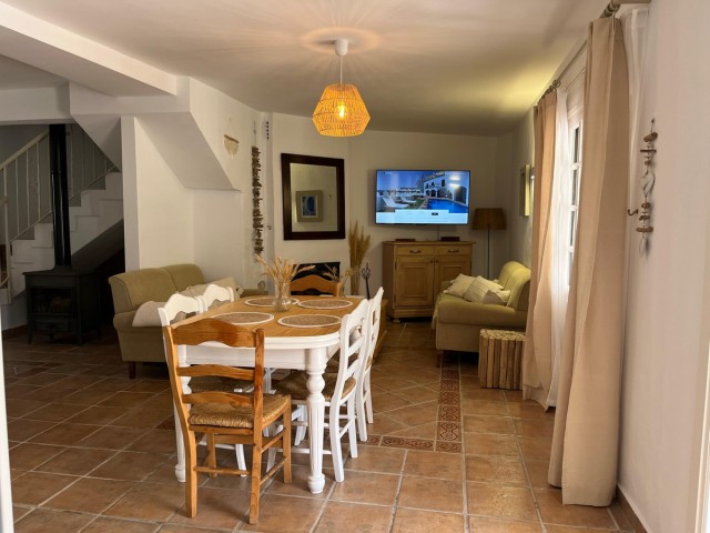 6 Bedroom Villa in Istán