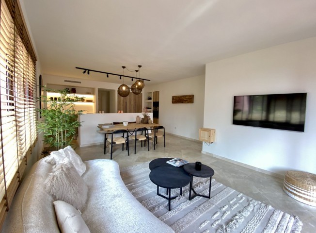 2 Bedroom Apartment in Estepona