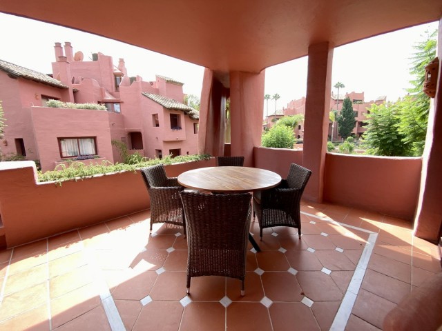 2 Bedroom Apartment in Estepona