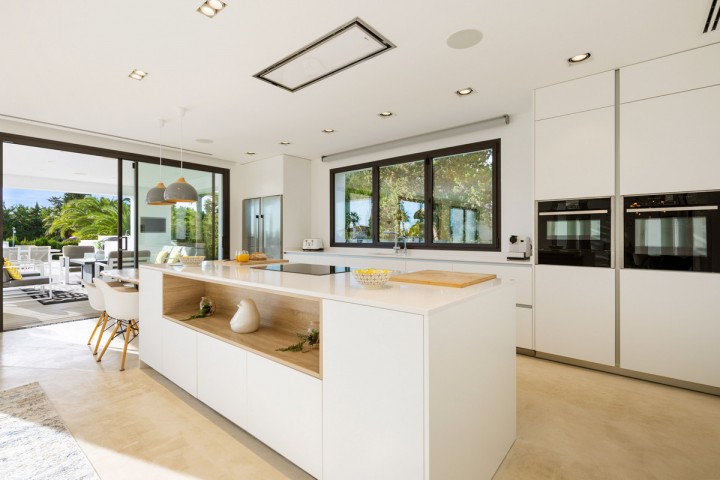 7 Bedroom Villa in El Paraiso