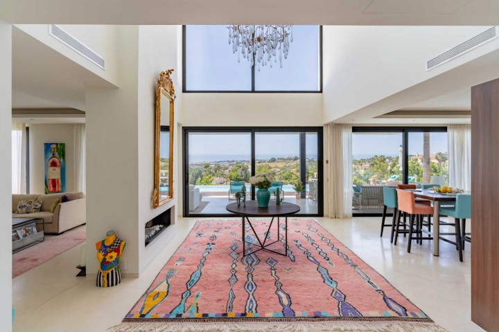 Villa con 5 Dormitorios  en Nueva Andalucía