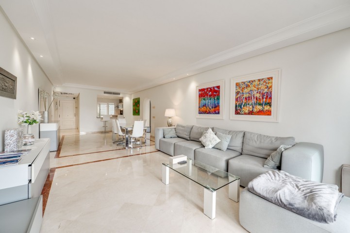 3 Bedroom Apartment in Puerto Banús
