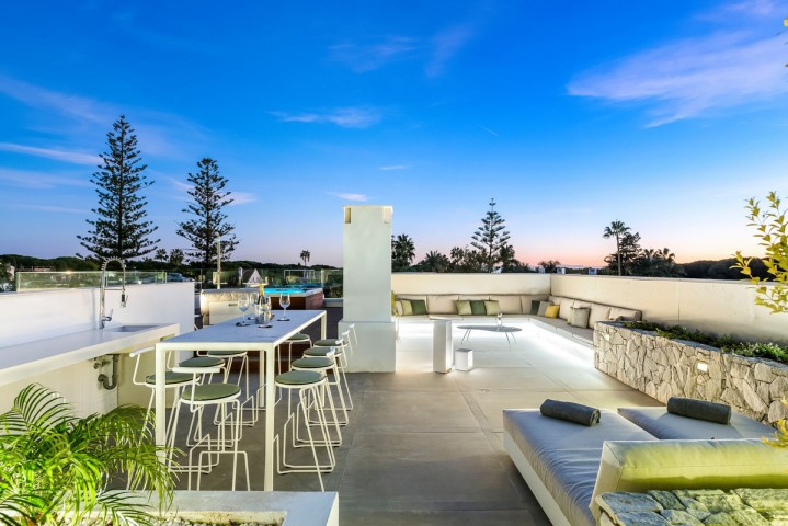 4 Bedroom Villa in The Golden Mile