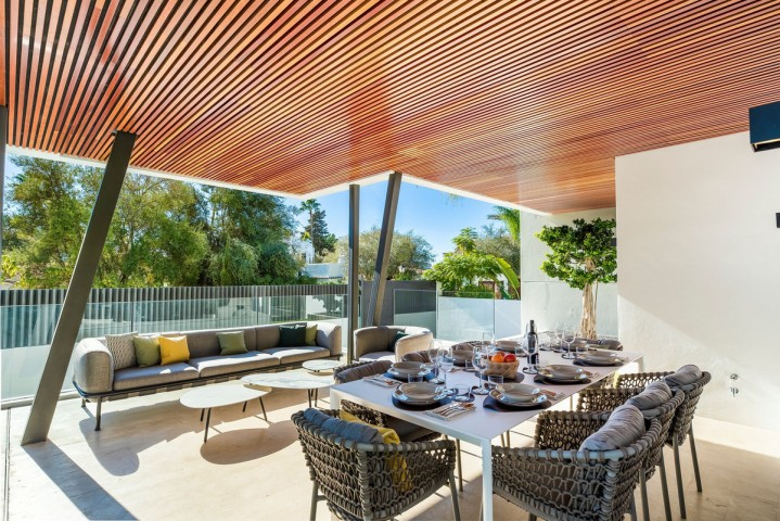 4 Bedroom Villa in The Golden Mile