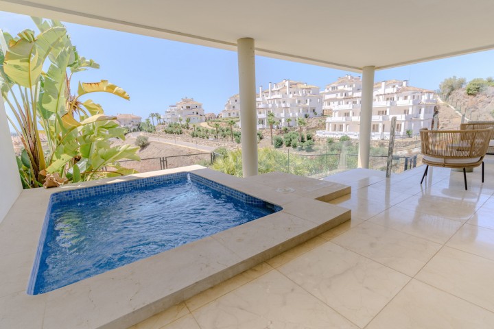 4 Bedroom Apartment in Nueva Andalucía
