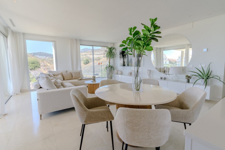 4 Bedroom Apartment in Nueva Andalucía