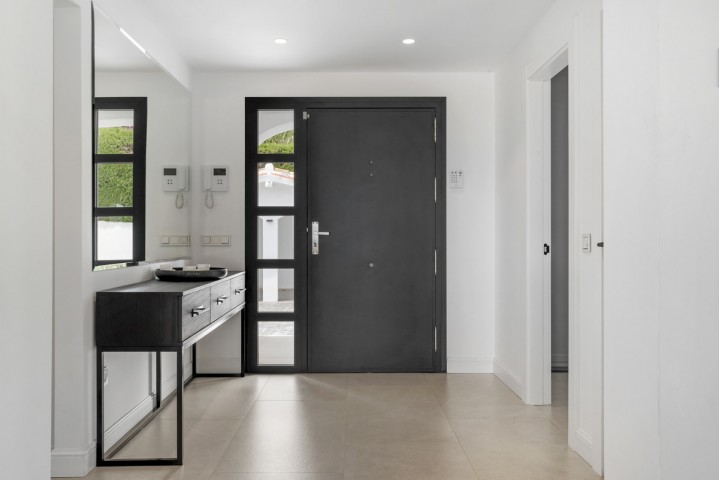5 Bedroom Villa in Benahavís