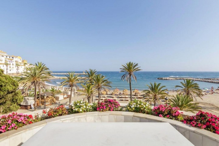 3 Bedroom Apartment in Puerto Banús