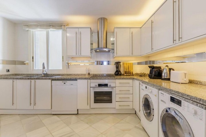 3 Bedroom Apartment in Puerto Banús