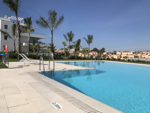 Ático con 3 Dormitorios  en Benahavís