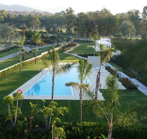 Ático con 3 Dormitorios  en Benahavís