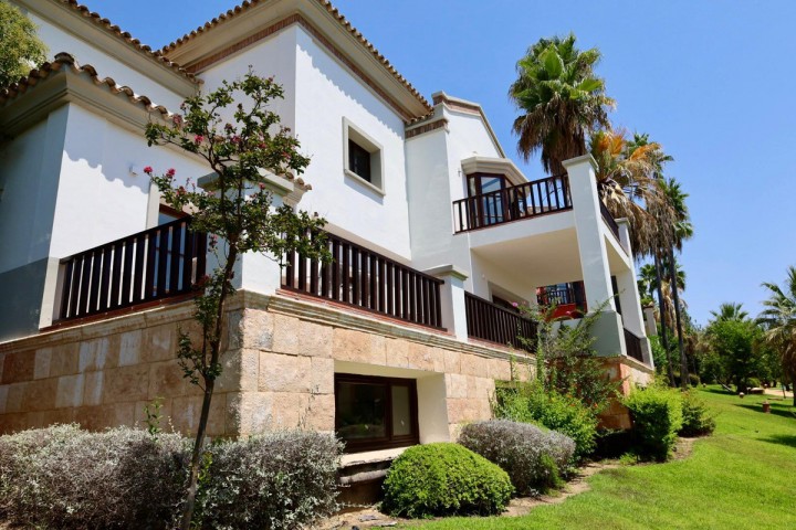 6 Bedroom Villa in The Golden Mile