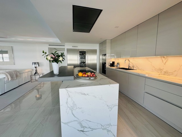 6 Bedroom Apartment in Puerto Banús