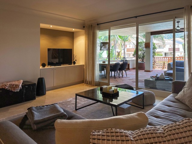 2 Bedroom Apartment in Marbella