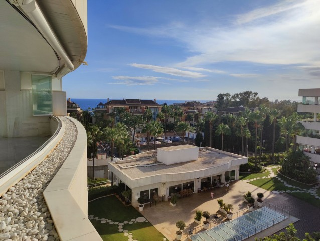 3 Bedroom Apartment in Marbella