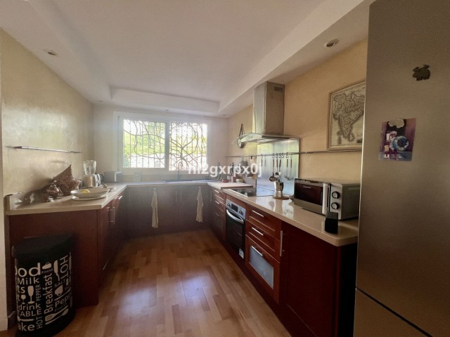 3 Slaapkamer Rijtjeshuis in Marbella