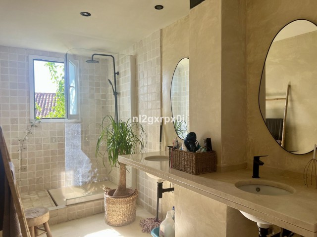 3 Slaapkamer Rijtjeshuis in Marbella