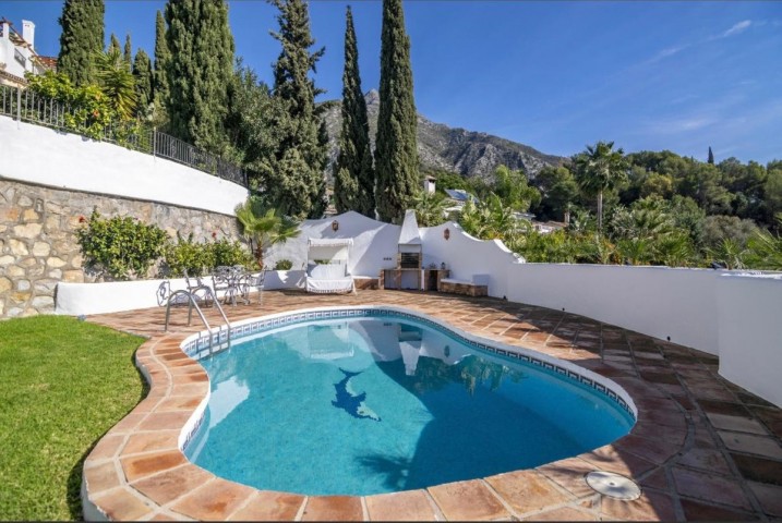 4 Bedroom Villa in Istán