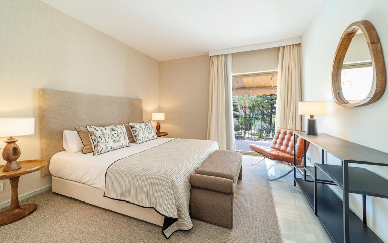 2 Bedroom Apartment in Puerto Banús