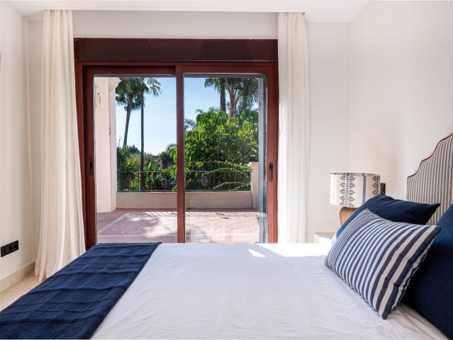 5 Bedroom Townhouse in Nueva Andalucía