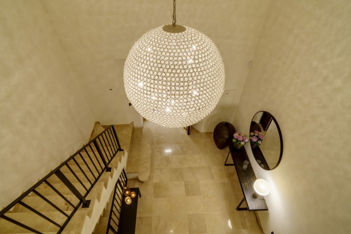 6 Bedroom Villa in Nueva Andalucía