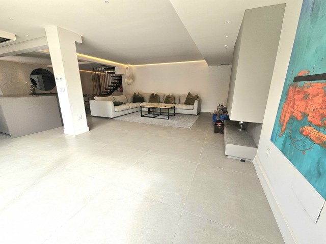 4 Bedroom Villa in Costabella