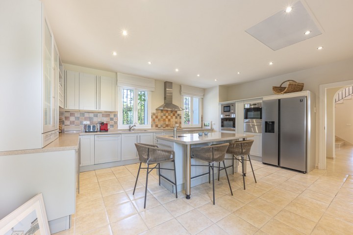 5 Bedroom Villa in Benahavís