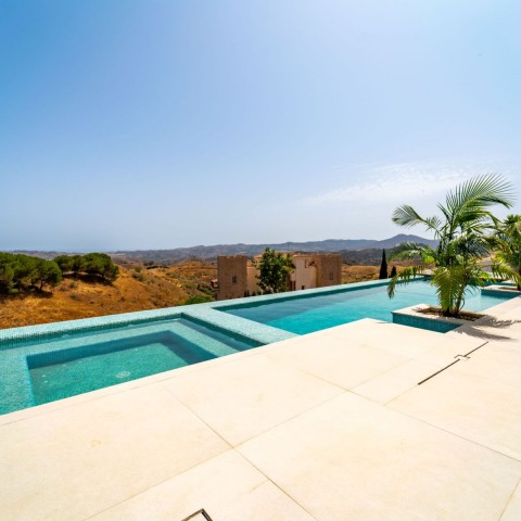 5 Bedroom Villa in Mijas