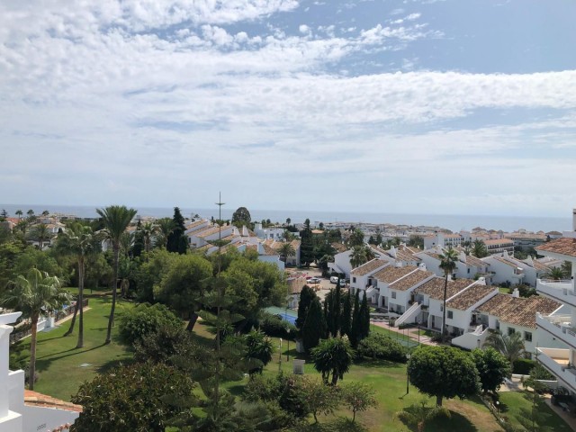 Takvåning i Nueva Andalucía