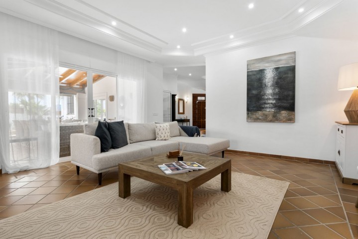 5 Bedroom Villa in Las Chapas