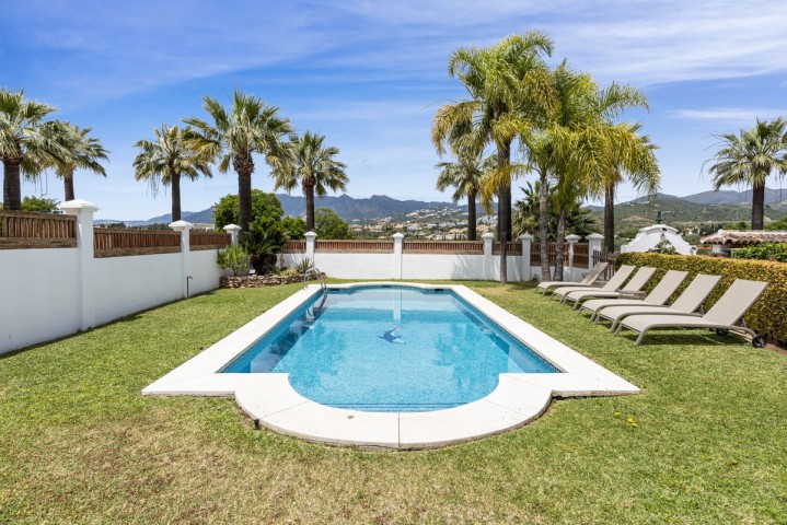 5 Bedroom Villa in Las Chapas