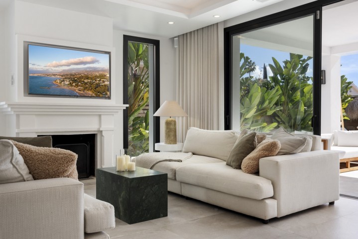 6 Bedroom Villa in Nueva Andalucía