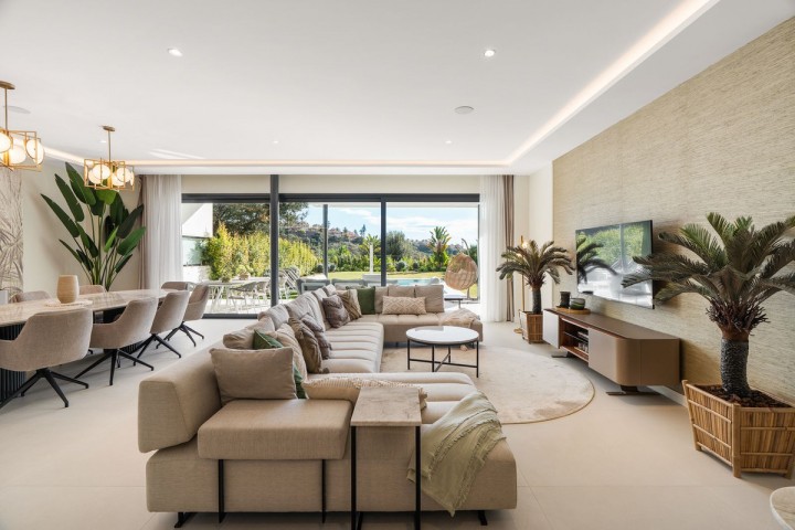 4 Bedroom Villa in Santa Clara