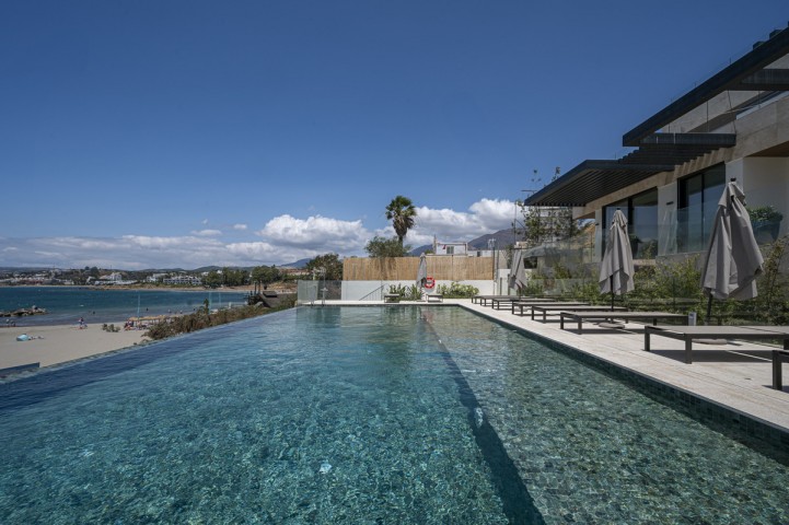 2 Bedroom Apartment in Estepona