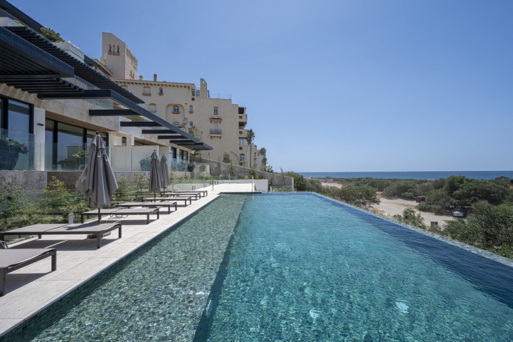 2 Bedroom Apartment in Estepona